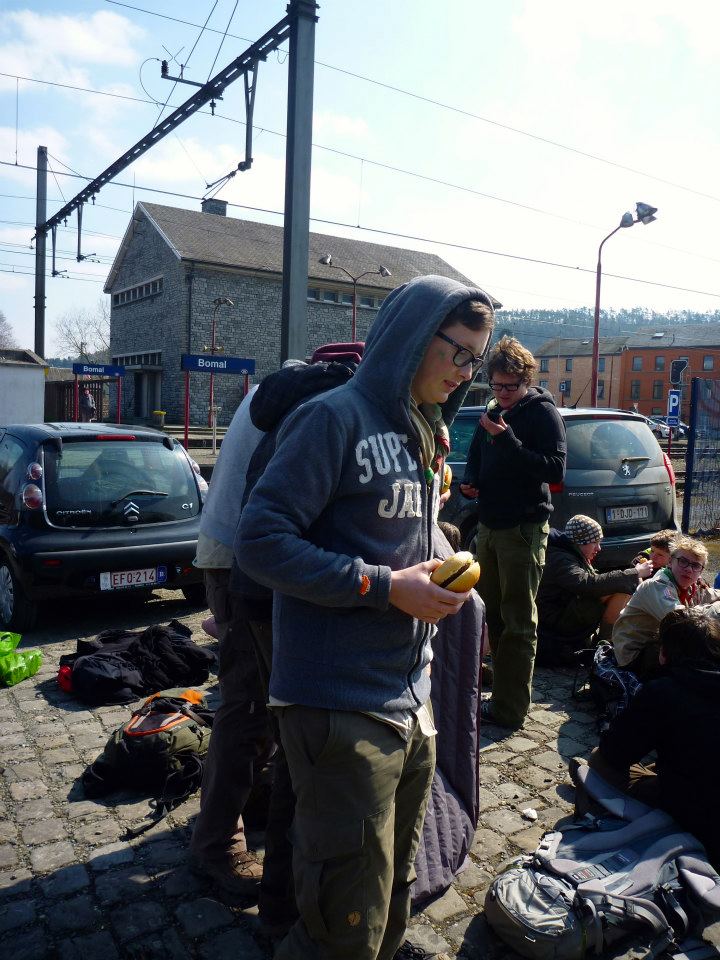 Sint-Martinus den XIIde - Paasdropping 2013